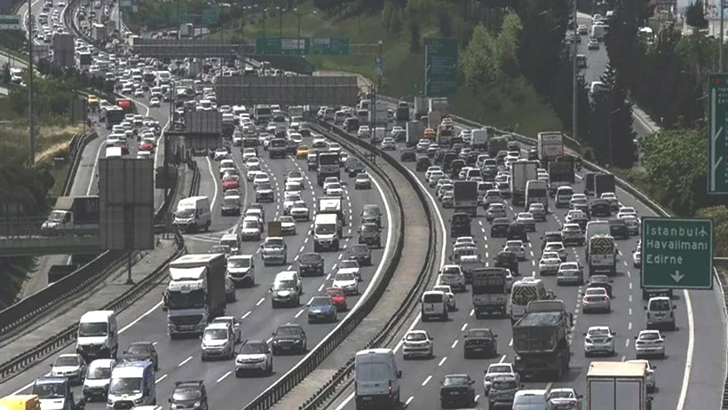 İçişleri Bakanı Yerlikaya Duyurdu: Trafikte Ceza Yağmuru! Artık O Paylaşımlar da Suç Sayılacak - Resim : 1