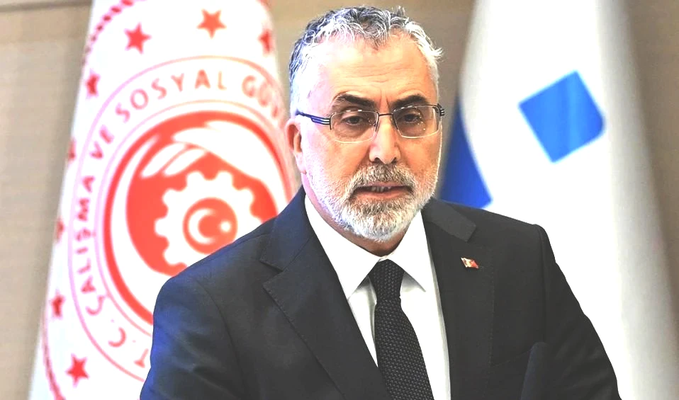 BAKAN IŞIKHAN: ASGARİ ÜCRET TOPLANTISINDA TÜM TARAFLARI MASADA GÖRMEK İSTİYORUZ BAKAN IŞIKHAN: ASGARİ ÜCRET TOPLANTISINDA TÜM TARAFLARI MASADA GÖRMEK İSTİYORUZ